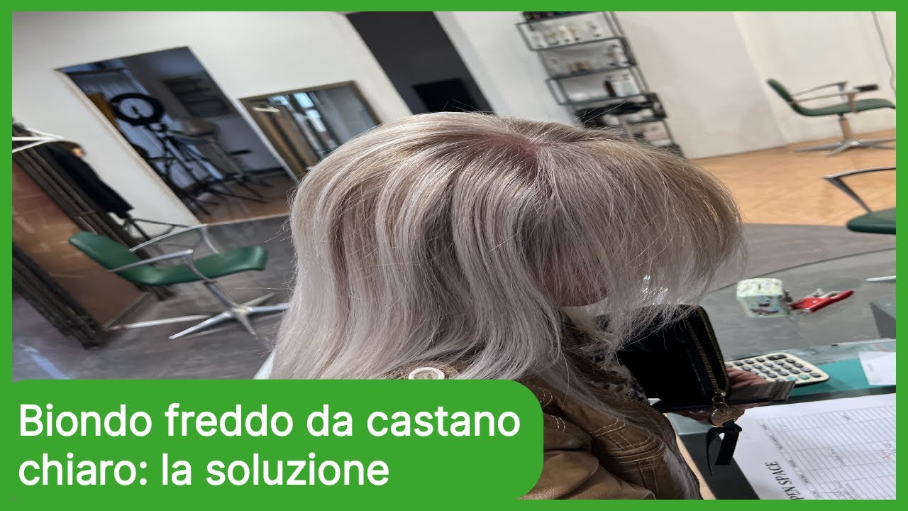 La soluzione per un biondo chiaro freddo da un castano chiaro