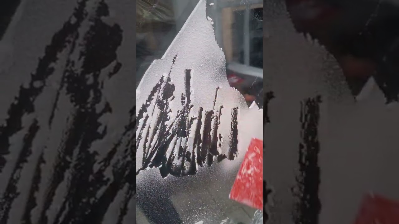 Snow Graffiti tutorial mountains #diy #tutorial #snowgraffiti #art #snowart #Christmaswindow