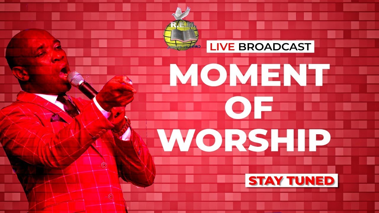 MOMENT OF WORSHIP