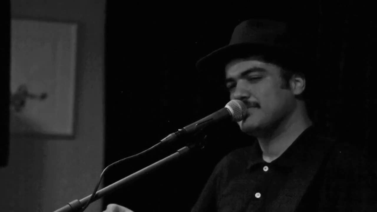 ALEX FERREIRA - SILENCIO DE ASCENSOR (HD)