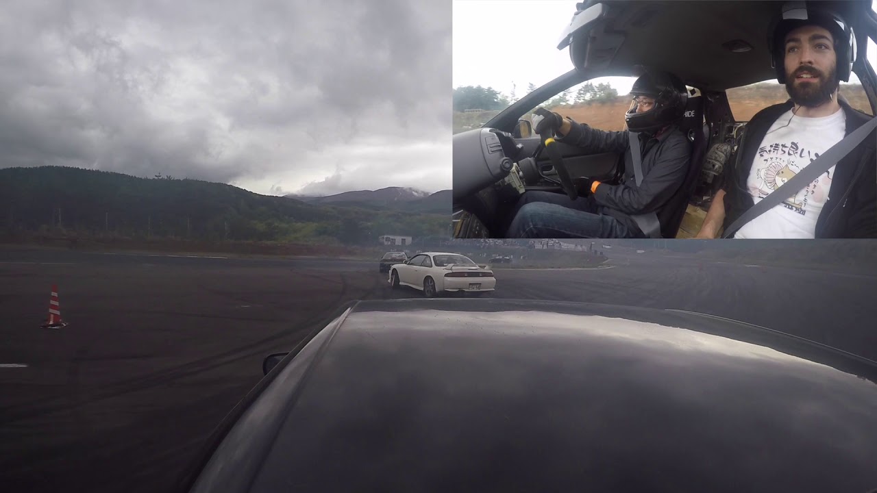 Drifting in Wakita-san's R32