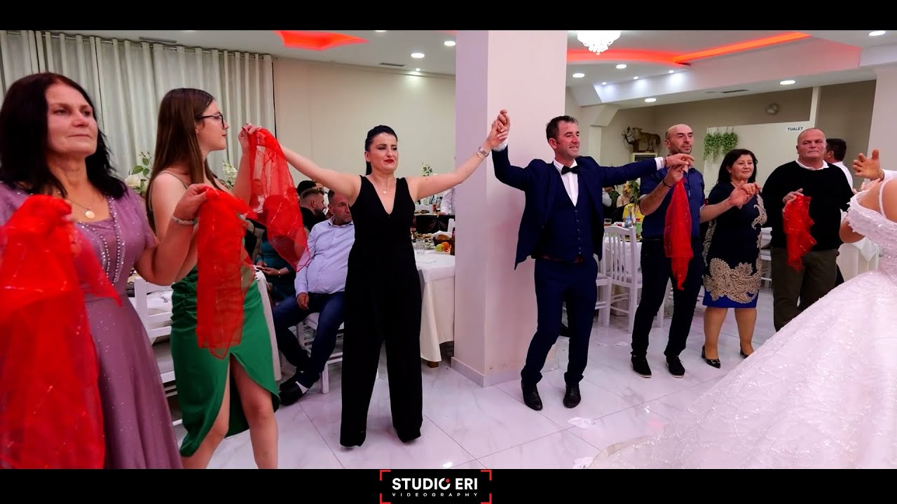 Vallja e krushqve 2025 Krushqit ja marrin valles Tradicionale - Studio ERI
