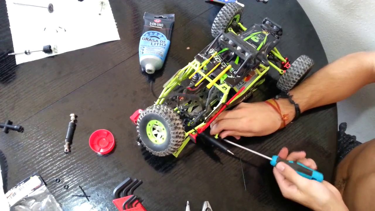Wltoys 12428 Mejora: (Upgrade metal gears in back differential)