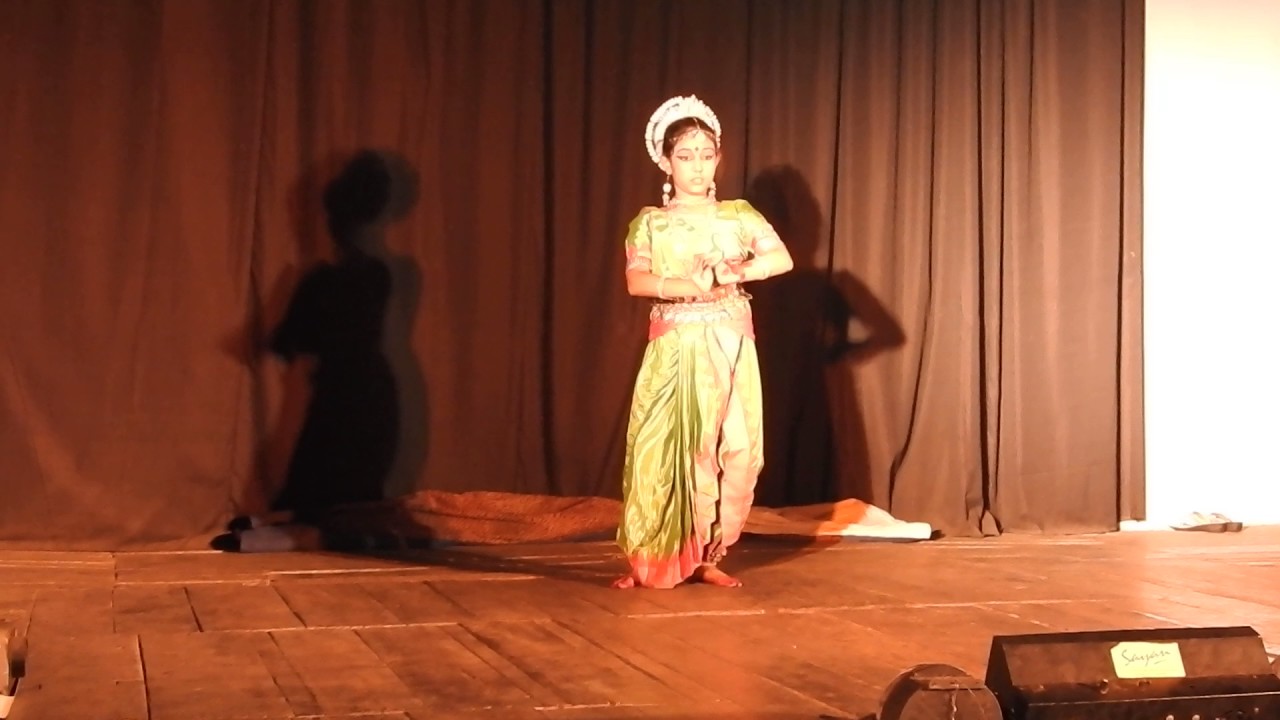 Botu  //  Odissi Dance // Prisha Shyam Choudhury // Indian classical dance