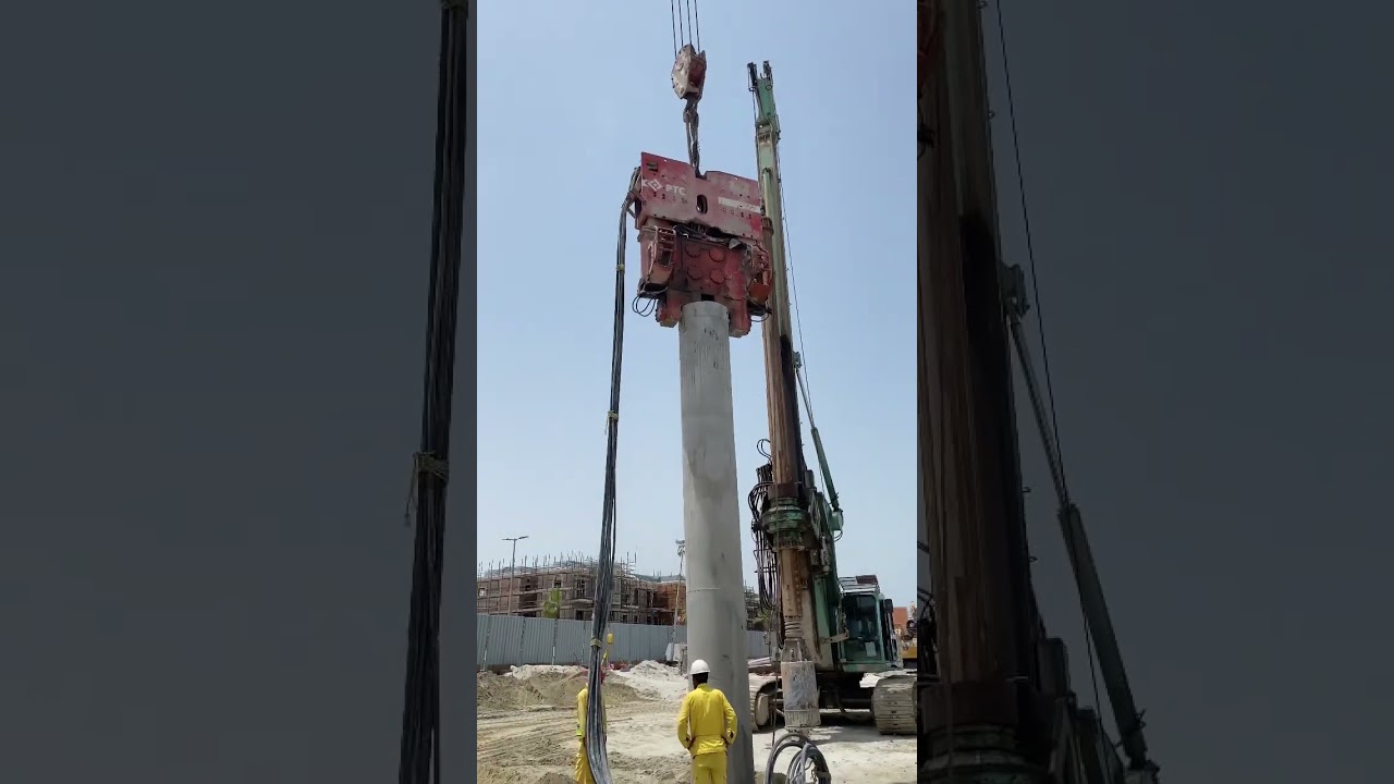 Pile Casing Driving Using Vibro Hammer.#shortvideo #shorts @RealCivilEngineerGaming @civilbeings