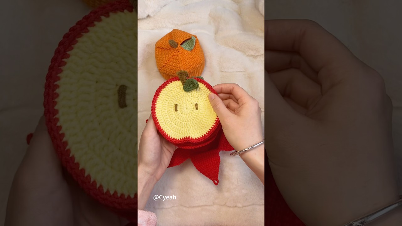 🍎🍊 Fruits Coasters or toys🧐 #crochet #coaster #gift #toys #handmade #apple #fruits