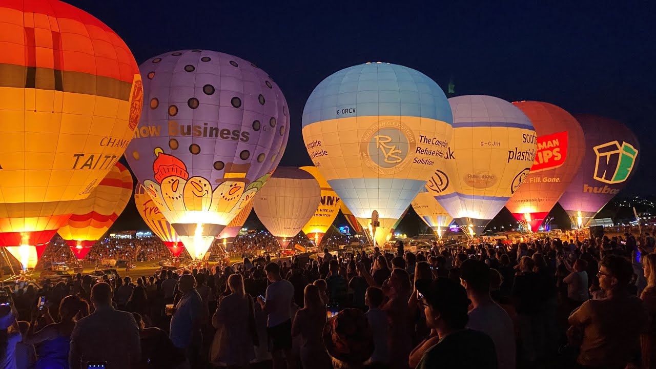MJ Ballooning | Thursday Night Glow | Bristol Balloon Fiesta 2022
