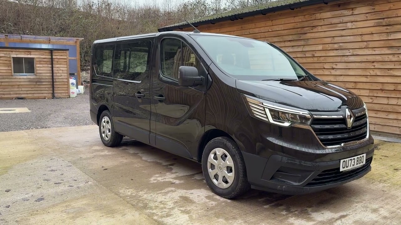 OU73 BBO   BLACK TRAFIC