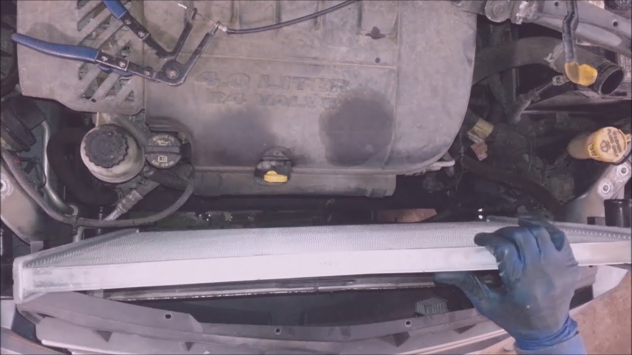 2007-2008 Chrysler Pacifica radiator replacement