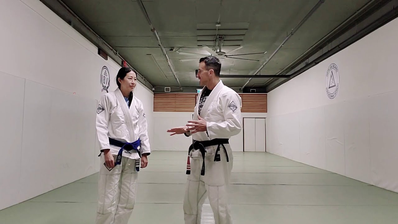GU EXTRA Gracie Combatives Standing Armlock