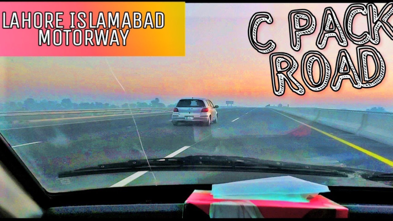 RACE SUZUKI MEHRAN VS VITS TOYOTA MOTORWAY CPEC CHINA ROAD