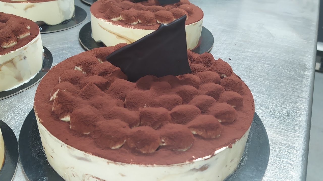 Tiramisù In 5 Minuti Montando Insieme tutti gli Ingredienti - Corso di Pasticceria