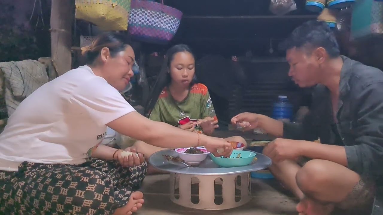 กินแลงกับแกงเขียดน้อยฝีมือป้าดำแชบๆ8 กุมภาพันธ์ ค.ศ. 2026