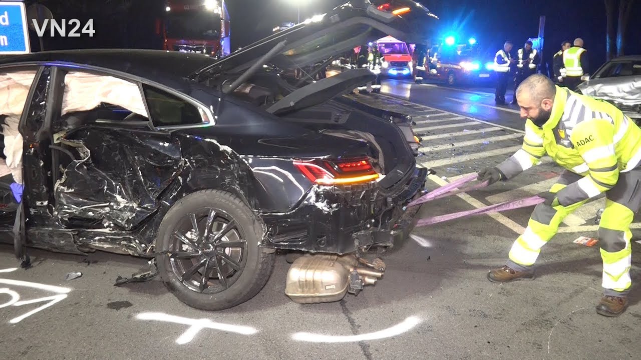 14.02.2020 - VN24 - Unfall in Schwerte fordert 6 verletzte Personen