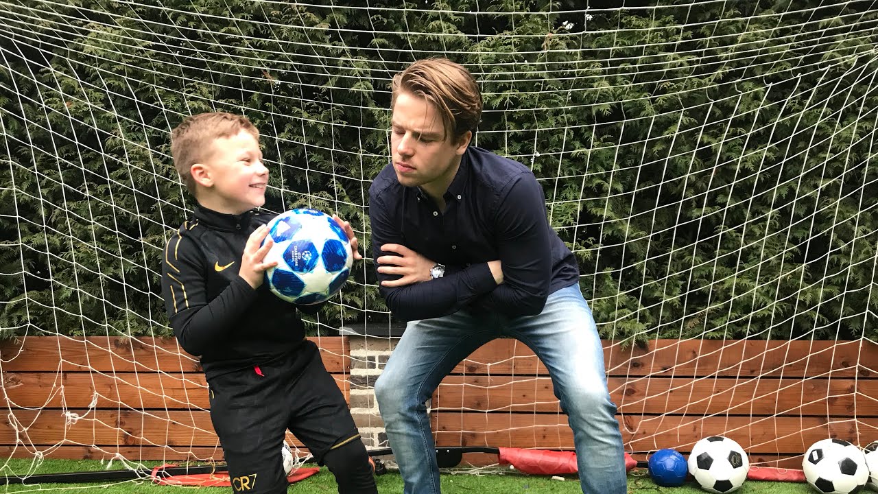 REVANCHE?! 1-OP-1 VOETBALLEN MET RAFAEL RUIKES (2019)| KOEN WEIJLAND