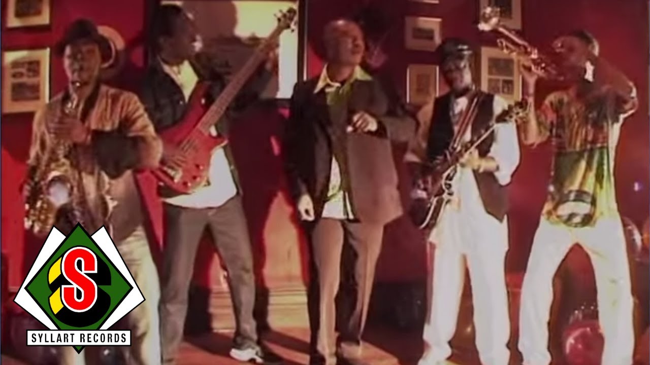 Sékouba Bambino - Anniversaire (Clip Officiel)