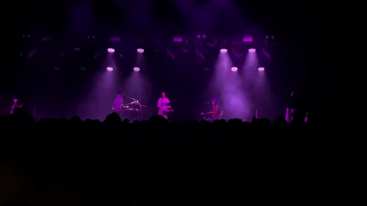 tirzah - sink in, live 5/27/2022 brooklyn
