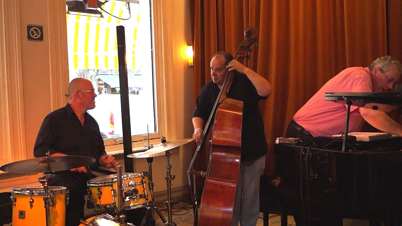 2013 - Harry Happel Trio at Hopper Jazz Cafe, Antwerp, Belgium