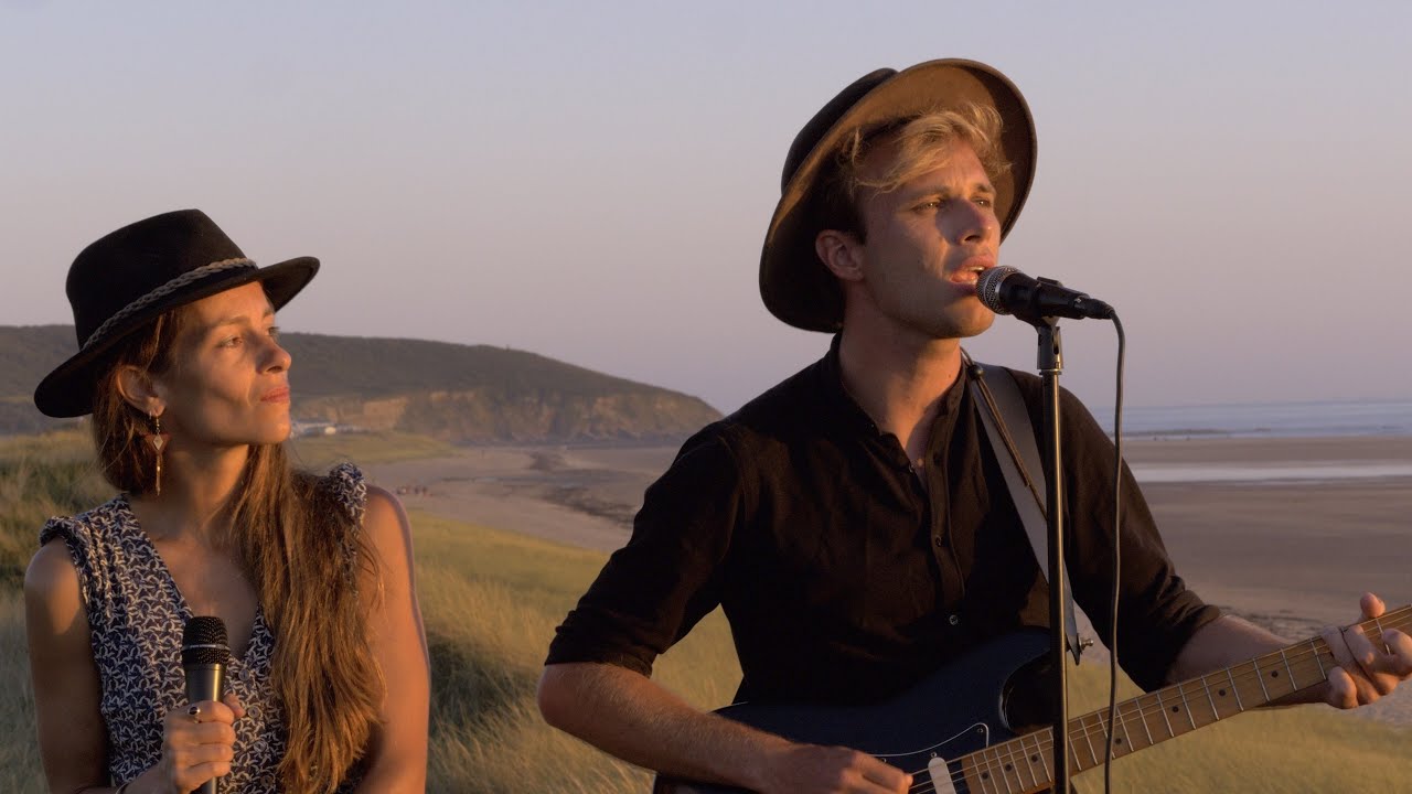 Abisko - Summer Wine (Nancy Sinatra & Lee Hazlewood Live Cover w/ Lyrics)