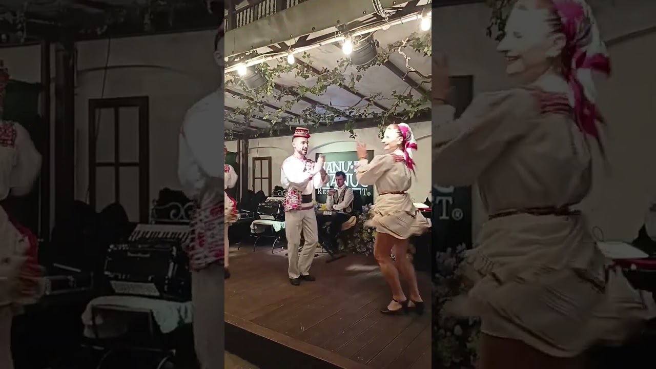Traditional Romanian dance. #bucuresti #romania #france #bucharest #traditionaldance #amaizing