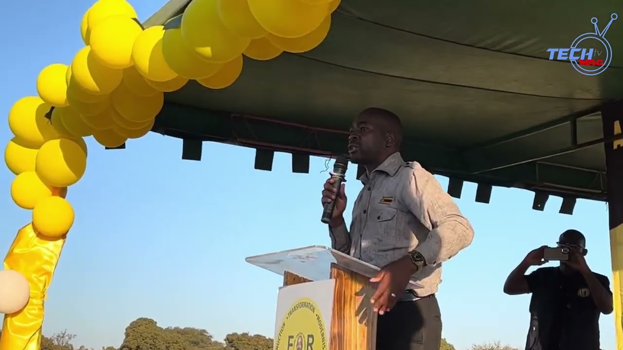 Nelson Chamisa addresses his biggest ever rally in Kadoma