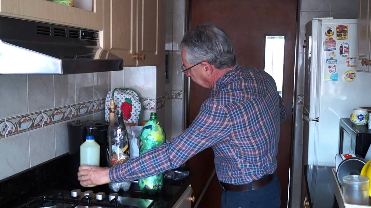 Pir&oacute;lisis de Pl&aacute;stico No.2; Compactaci&oacute;n del Pl&aacute;stico dom&eacute;stico en botellas PET