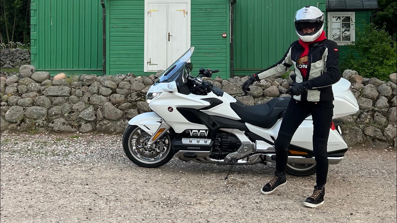 Honda GOLD WING 1 dzień w podróży tym motocyklem