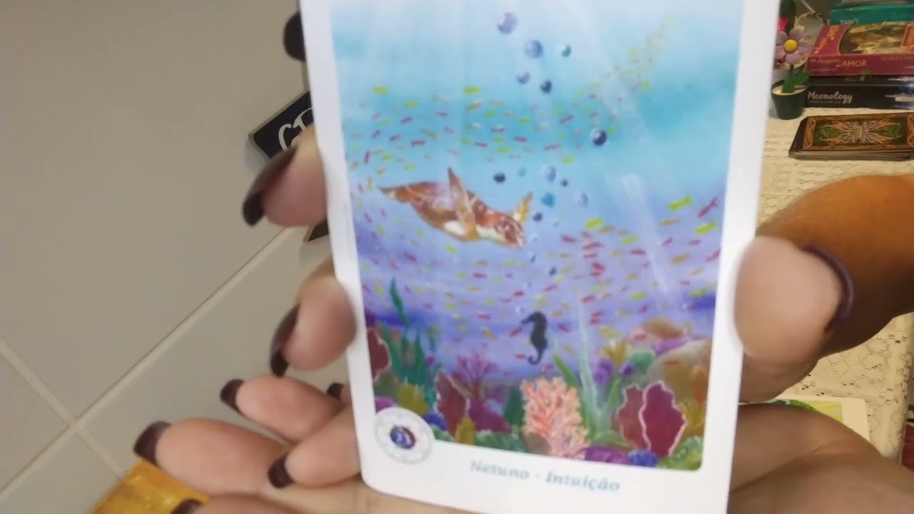 ✨Nossa 🥺 alguém cansou de  lutar  contra o q sente e a aonde quer q ele (a) vá, leva vc no olhar 😔👭💞