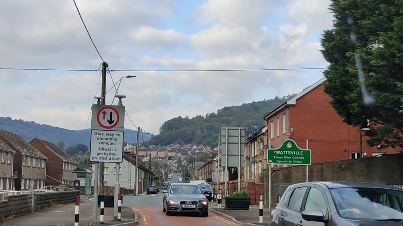 Wattsville, Brynawel, Cymfelinfach Villages South Wales #travelling #SirhowyValley
