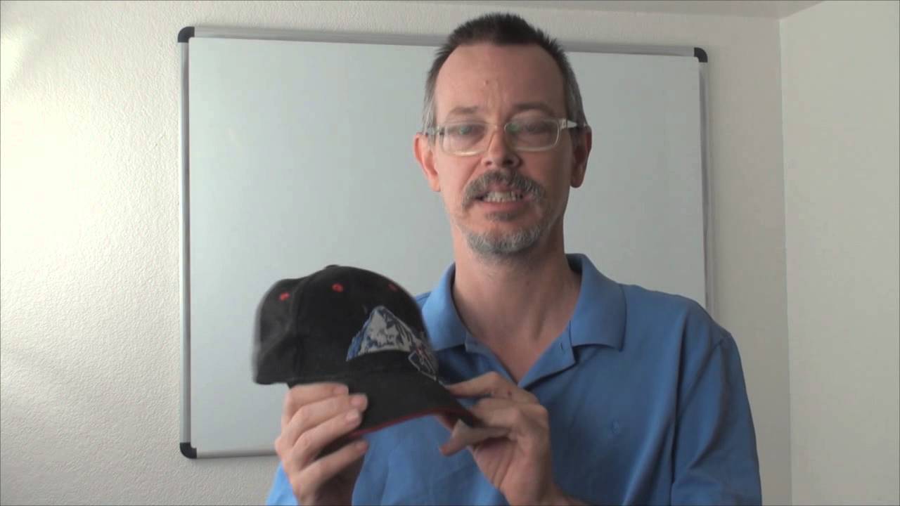 Learn English: Daily Easy English Expression 0539: a dead giveaway