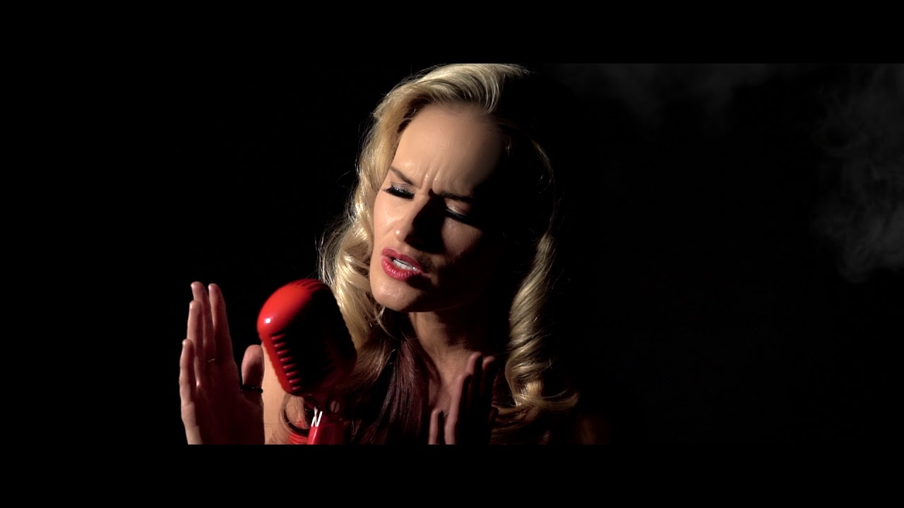 Bri Bagwell - Cheat On Me