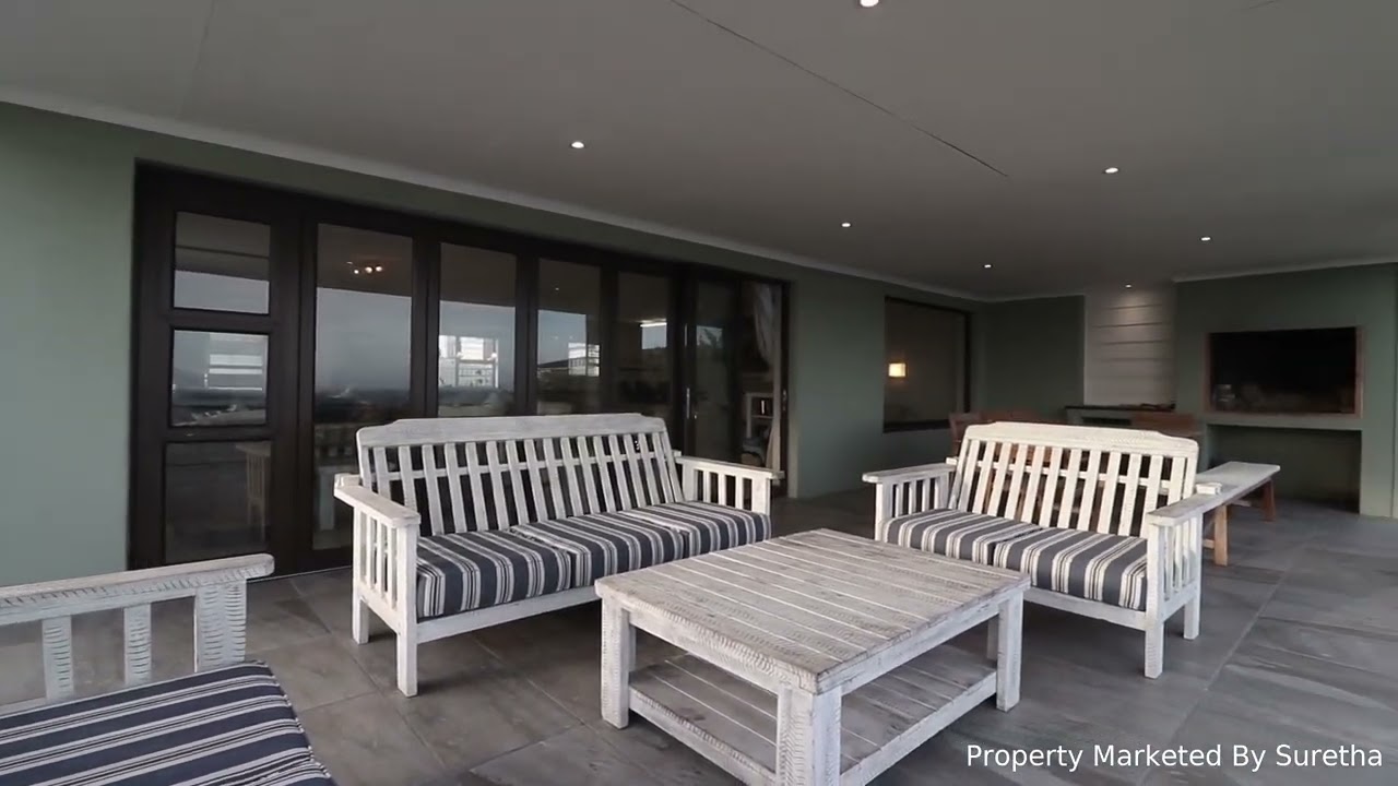 RE/MAX: 8 Ingang Street, De Kelders
