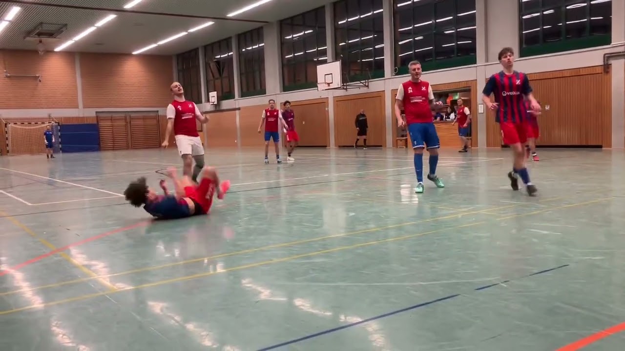 A-Jugend der SG Mölln-Breitenfelde beim internen Turnier des Breitenfelder SV