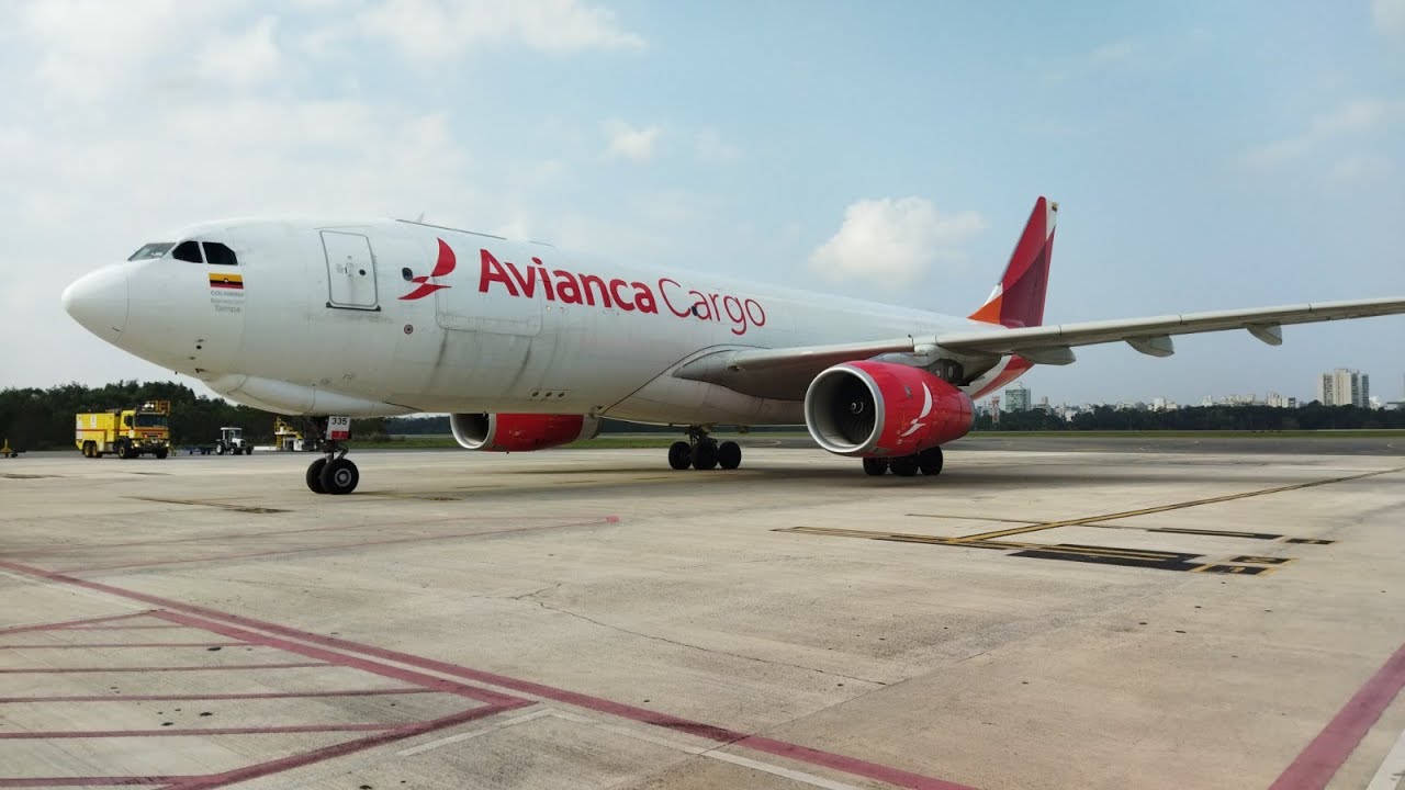 Maior avião a pousar no Aeroporto de Vitória (08/08/2023)