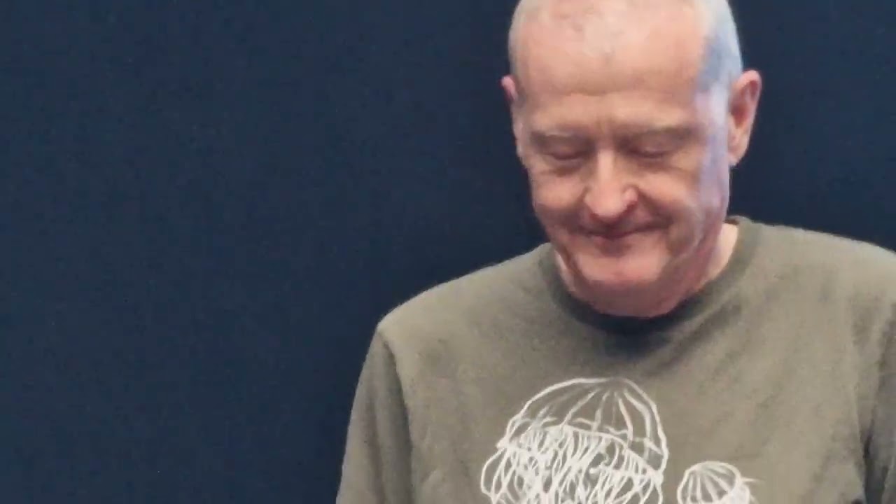 STEVE DAVIS  THE DJ @ BLUR CONCERT 8/7/2023  WEMBLEY