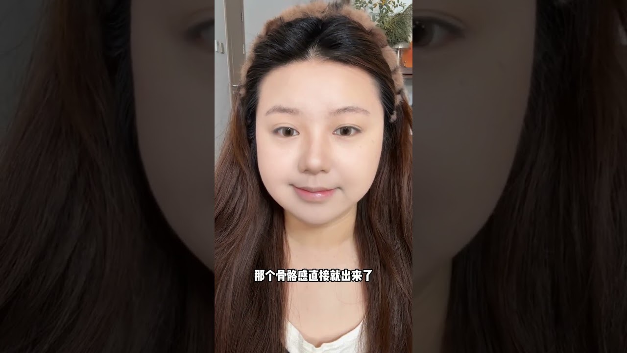 Learn This Bone-Like New Year Makeup Look for Beginners
