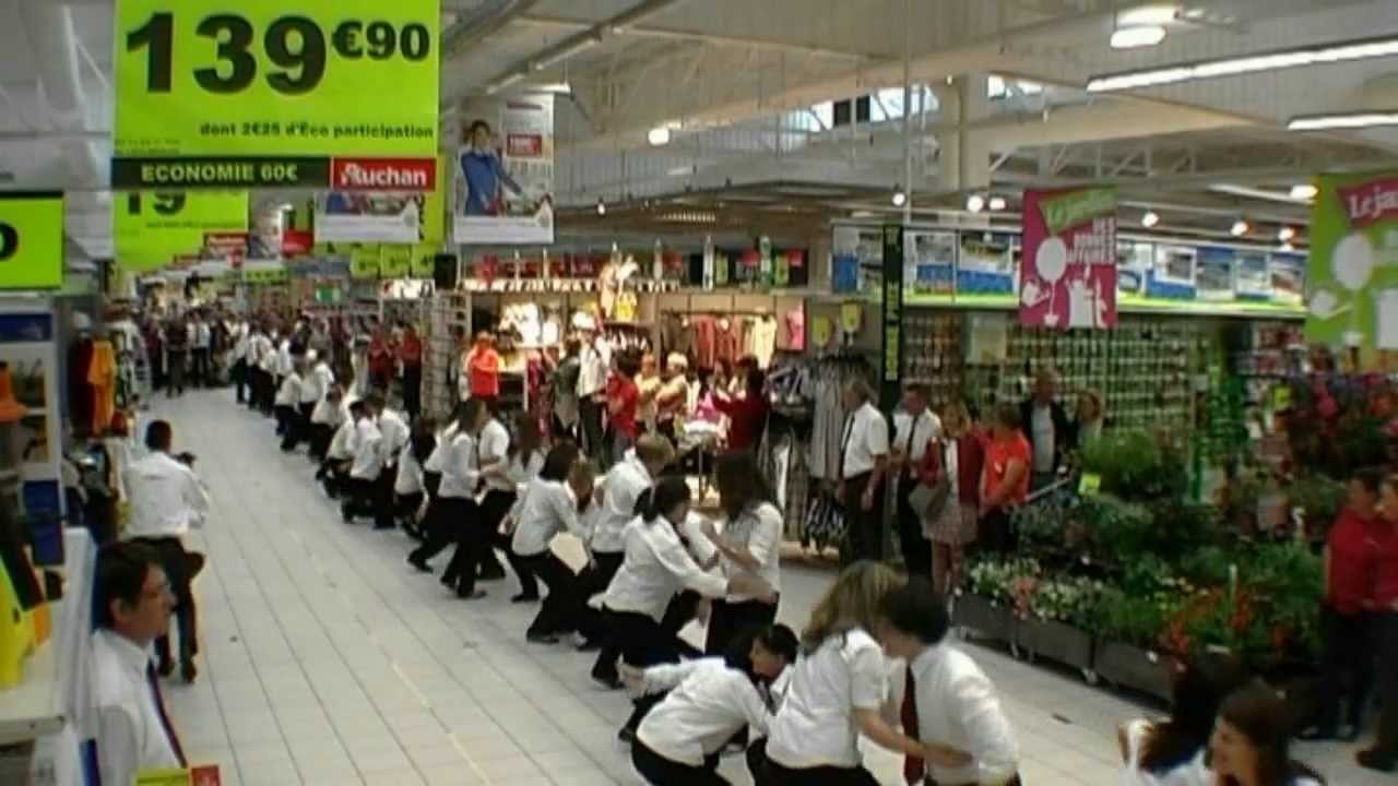 Vidéo Officielle FLASHMOB AUCHAN MONTAUBAN