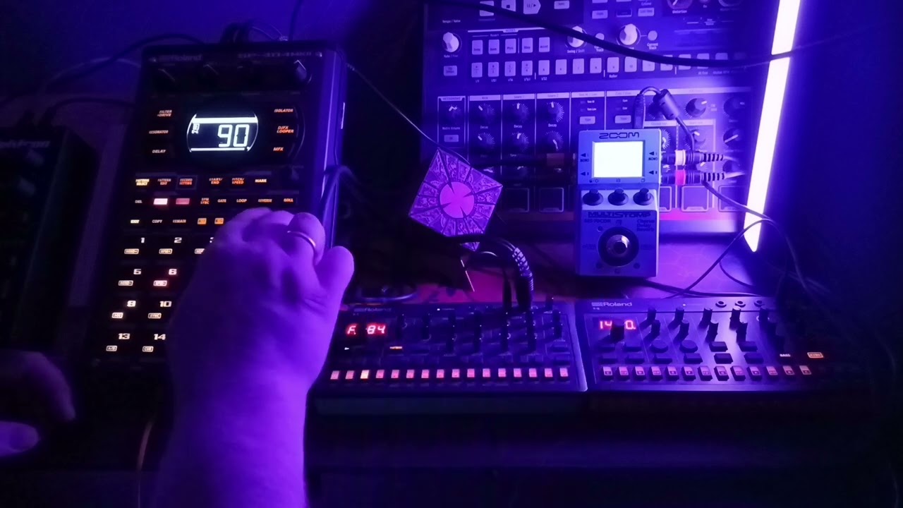 Techno rave | Roland sp404mk2 vs Roland s1