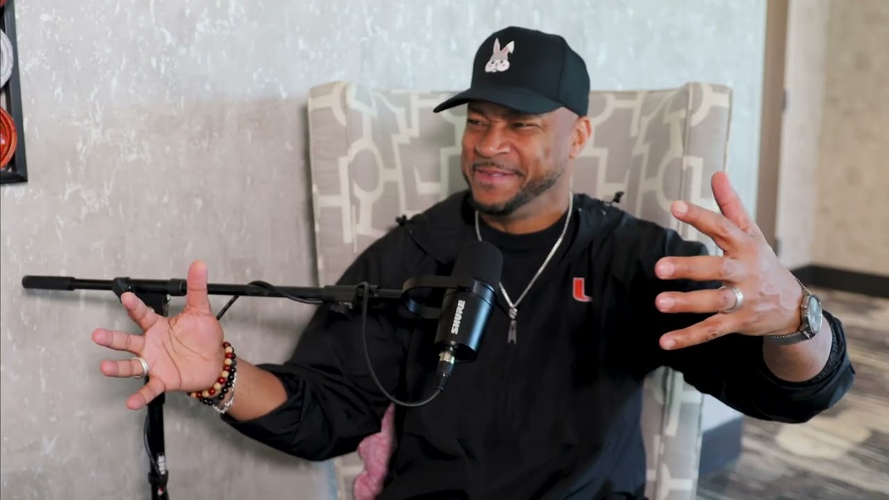 Comedian?Actor Finesse Mitchell sits down with Shed G