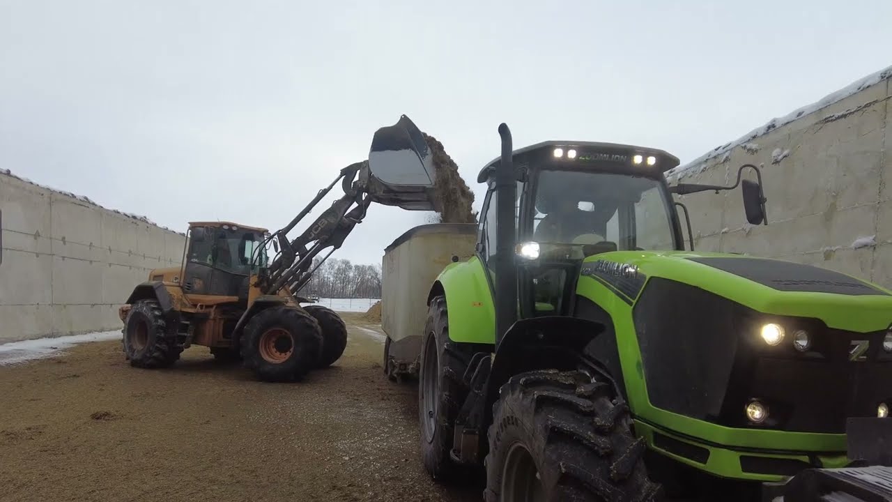 Zoomlion PL2304 в Курской области || Работа на кормораздаче, отзыв механизатора