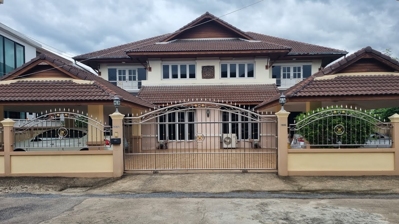 AA0235 ขายบ้านอำเภอเมืองเชียงใหม่ ใกล้ศูนย์​ราชการ​  ราคา 7.5 ล้านบาท 6 ห้องนอน  6 ห้องน้ำ