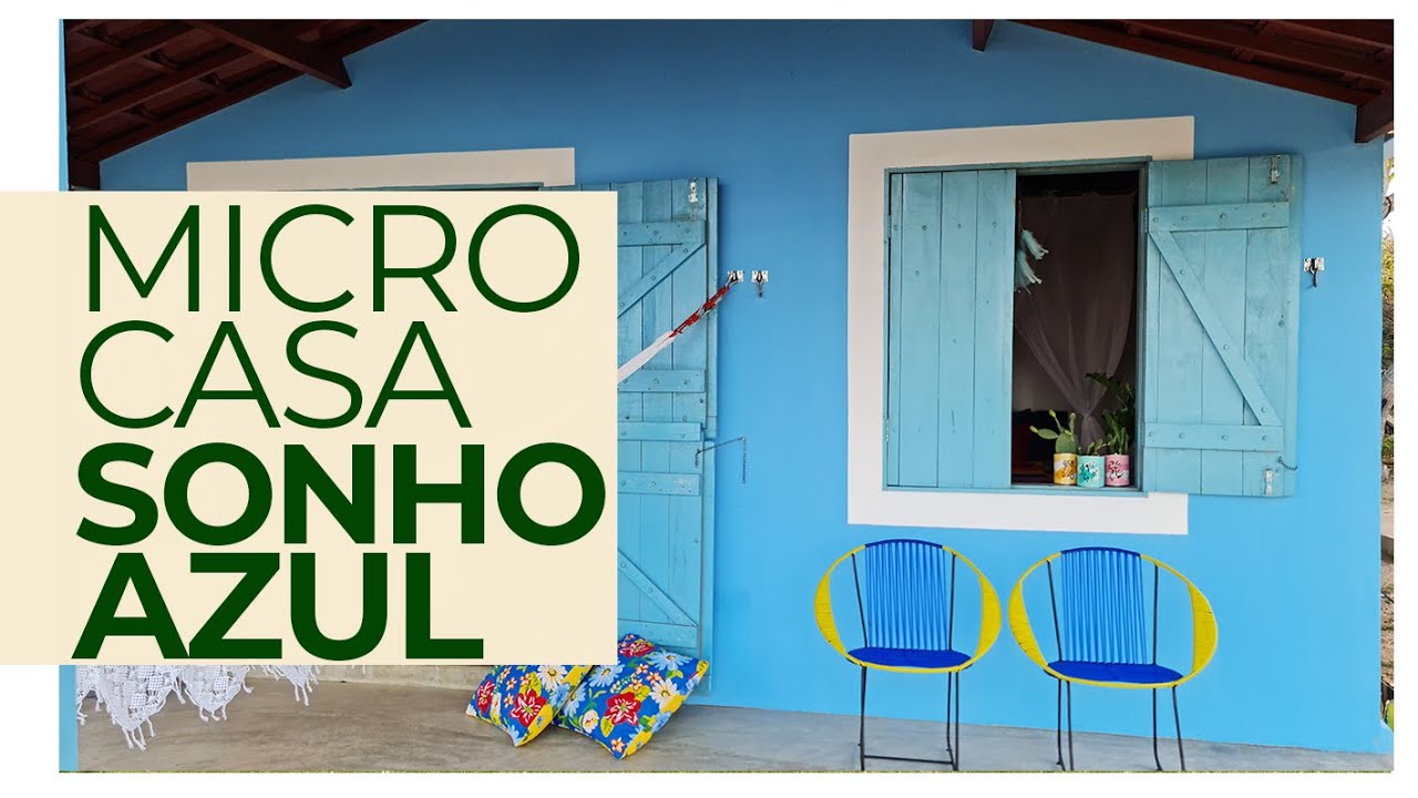 CASINHA MINÚSCULA COM DECOR DE APAIXONAR - UM SONHO AZUL NO ALTO DE UMA MONTANHA COM VISTA INFINITA