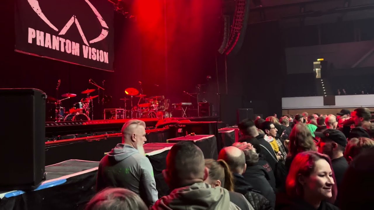 TILL LINDEMANN TOUR 2023 Support Aesthetic Perfection ,Phantom Vision Hamburg Sporthalle