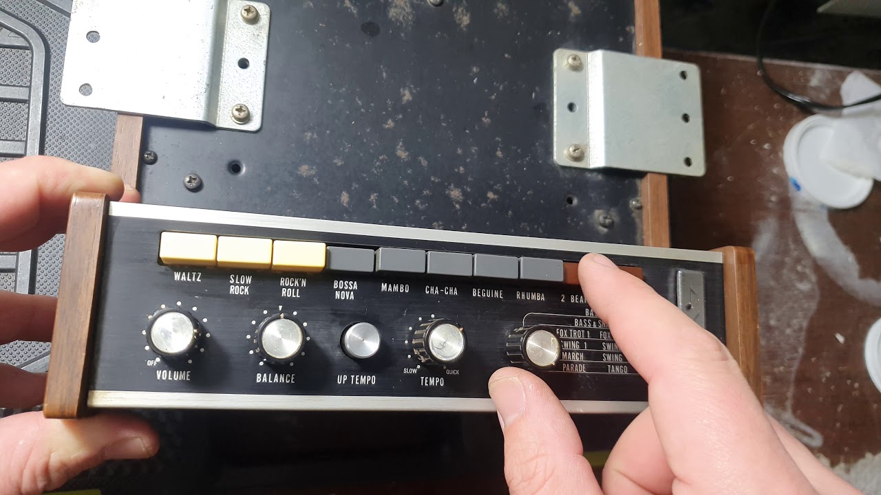 Roland Rhythm 33