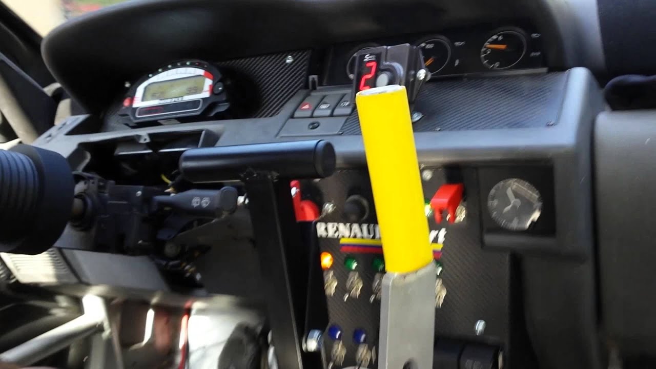 1er roulage clio f2000 (suite)