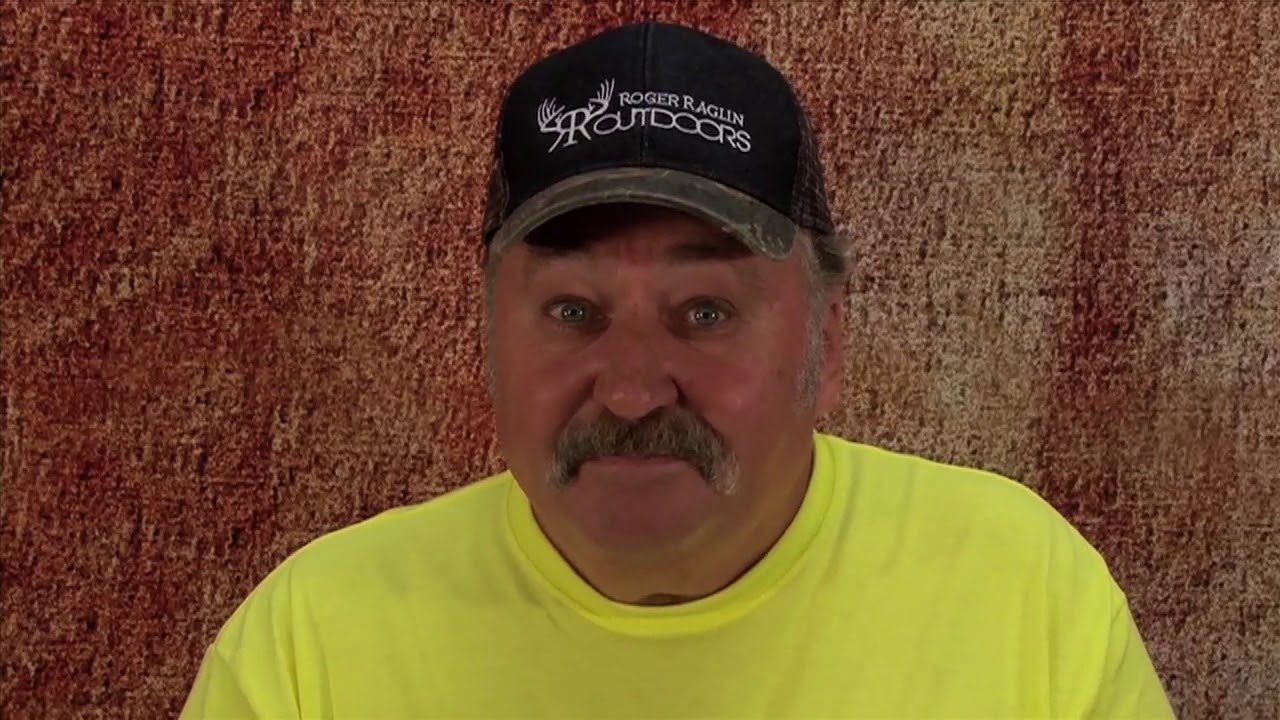 2 foot wide bow kill at close range - Roger Raglin
