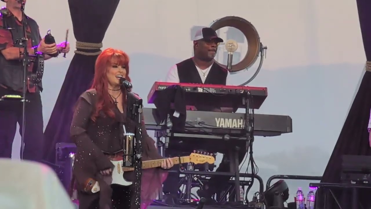 Saw The Light  Wynonna Judd Western Idaho State Fair 8-22-2025