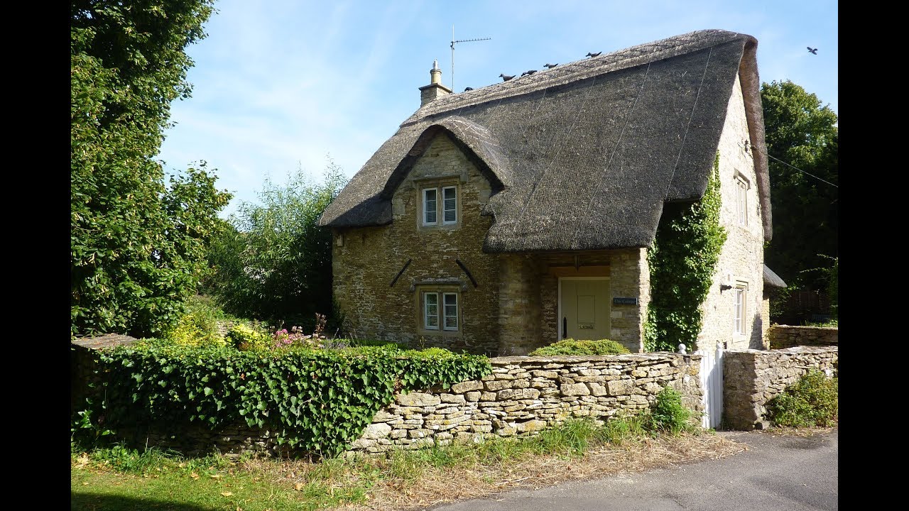 HISTORIC VILLAGES IN WILTSHIRE ENGLAND