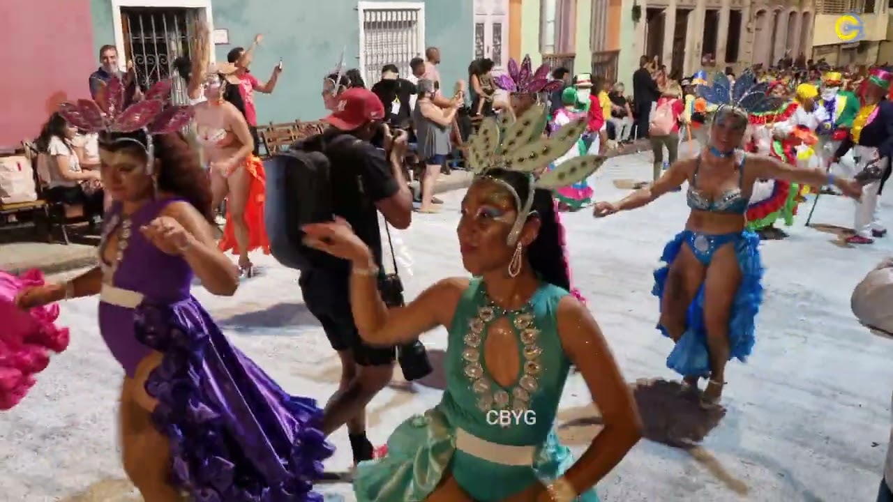 Comparsa La que Mueve Ciudad del Plata. Desfile de Llamadas 10-02-2022