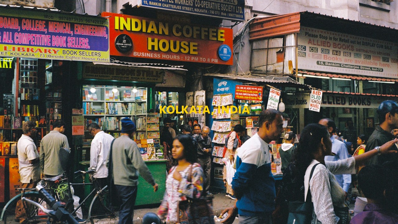 4K Kolkata India Photo Walk - Chaos Through College Street Asia's Largest Book Market | DJI Osmo 3